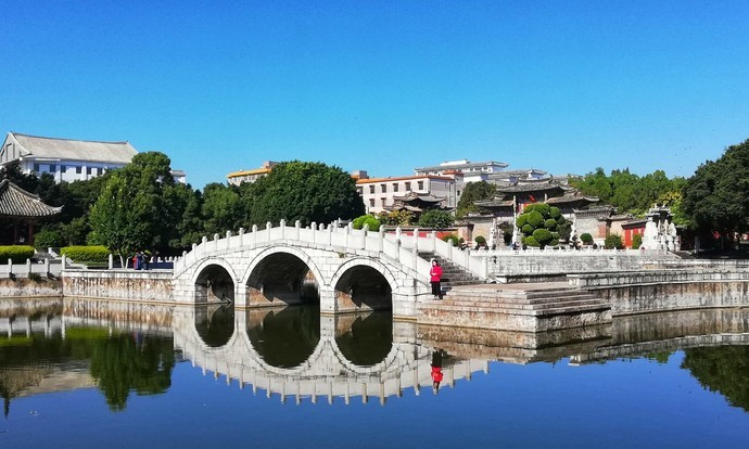 建水(shuǐ)文廟“學海”