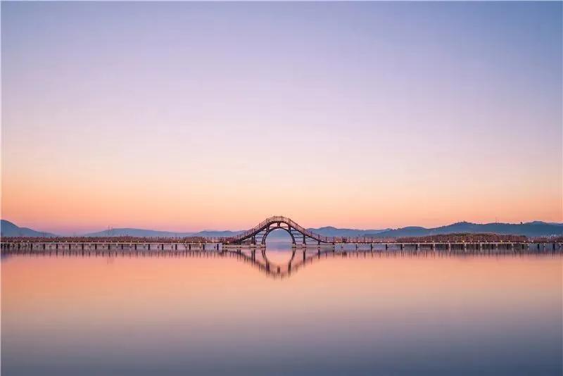 石屏異龍湖(hú)濕地公園 AAAA