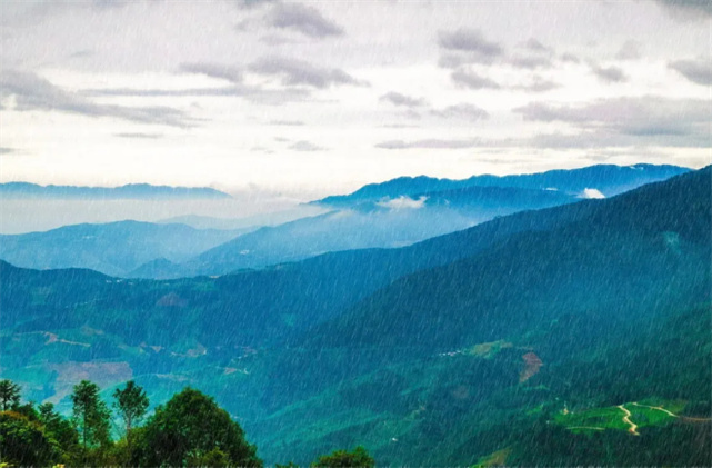 山(shān)在觀山(shān)色，雨來(lái)聽(tīng)雨聲